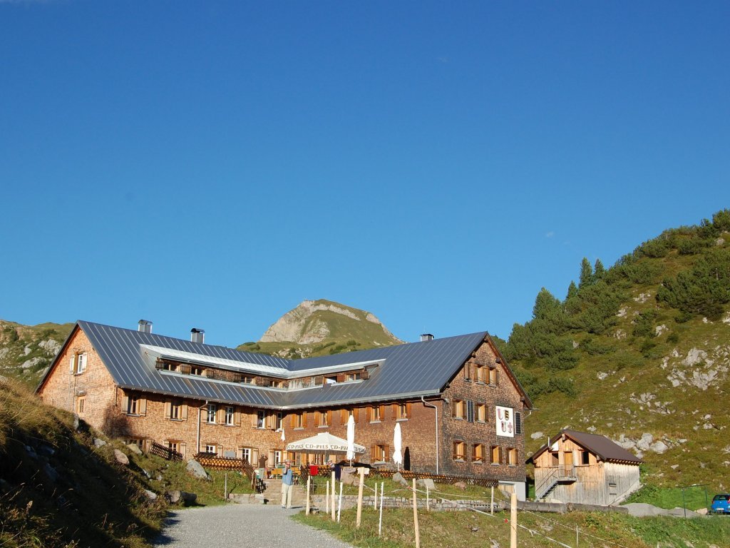 Die Freiburger Hütte mit kulinarischen Genüssen